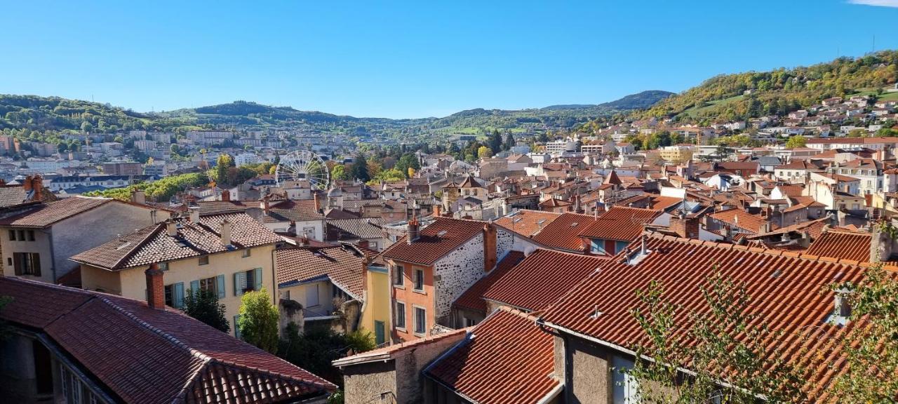 Maison Au Loup - Superbe Ancien Hotel Particulier Du Xvie Siecle Au Coeur De La Vieille Ville Du Puy Le Puy-en-Velay Exteriör bild
