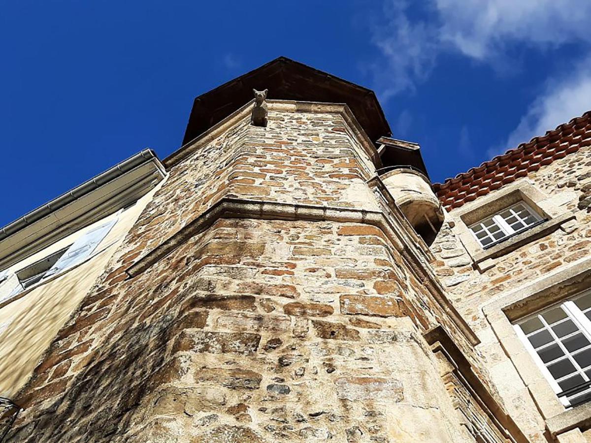 Maison Au Loup - Superbe Ancien Hotel Particulier Du Xvie Siecle Au Coeur De La Vieille Ville Du Puy Le Puy-en-Velay Exteriör bild
