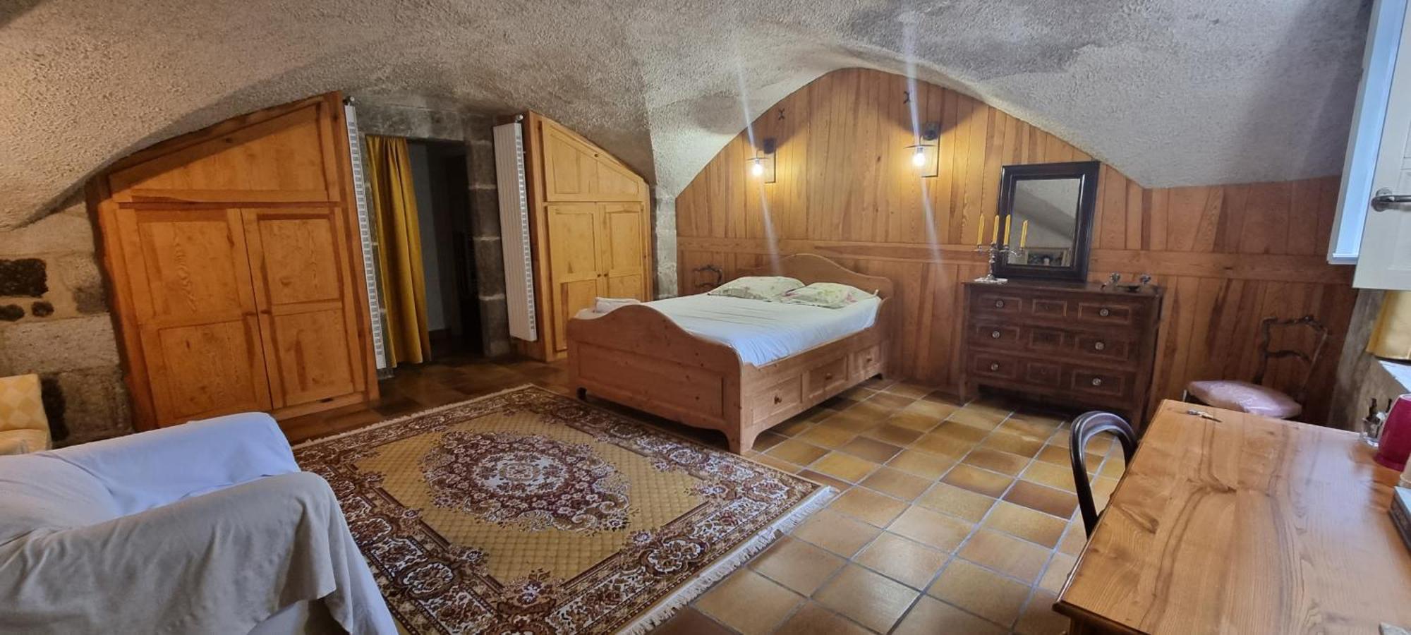 Maison Au Loup - Superbe Ancien Hotel Particulier Du Xvie Siecle Au Coeur De La Vieille Ville Du Puy Le Puy-en-Velay Exteriör bild
